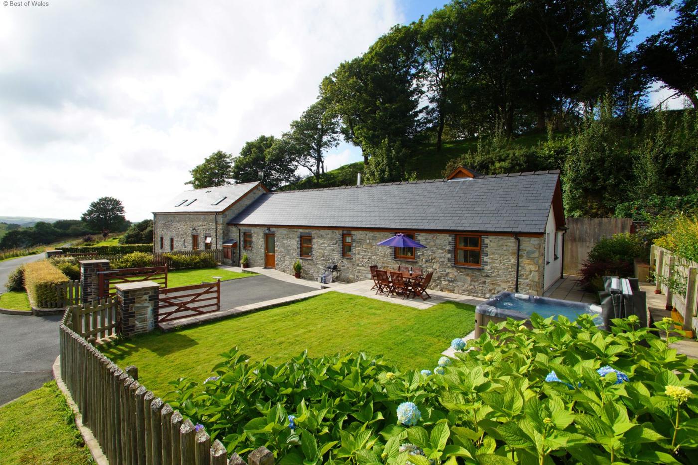 2 Bedroom Cottage in Aberystwyth