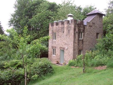 Little Hallmoor Castle (OC-DCLIT)