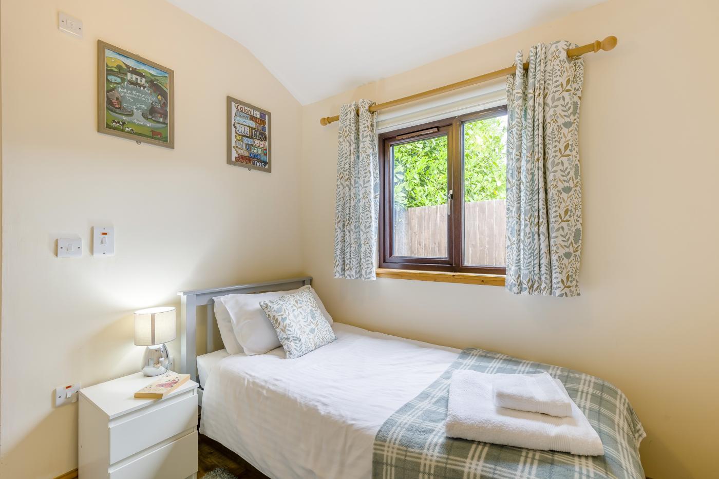 Property image 21 for HC283603