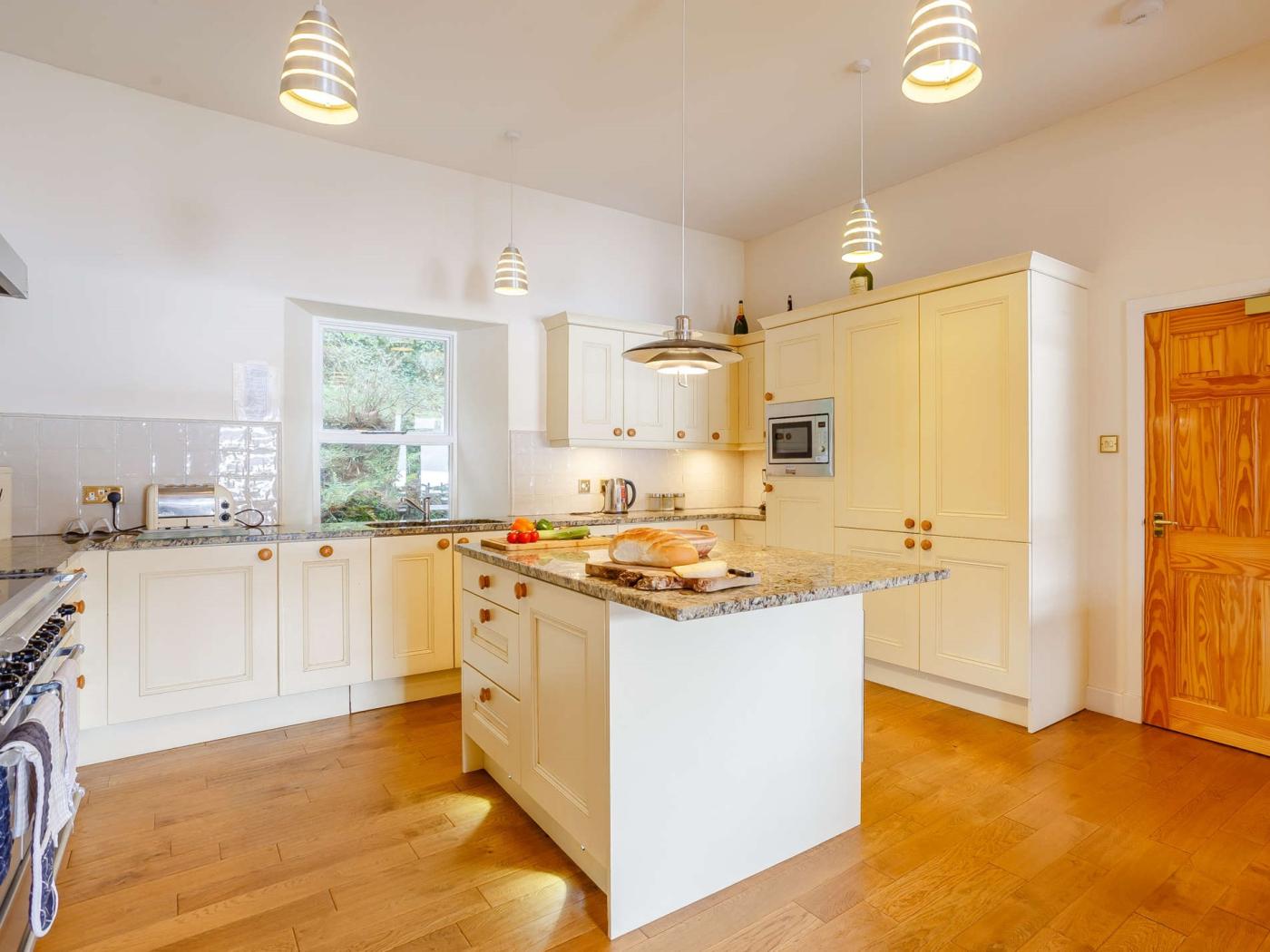 Property image 11 for HC76177