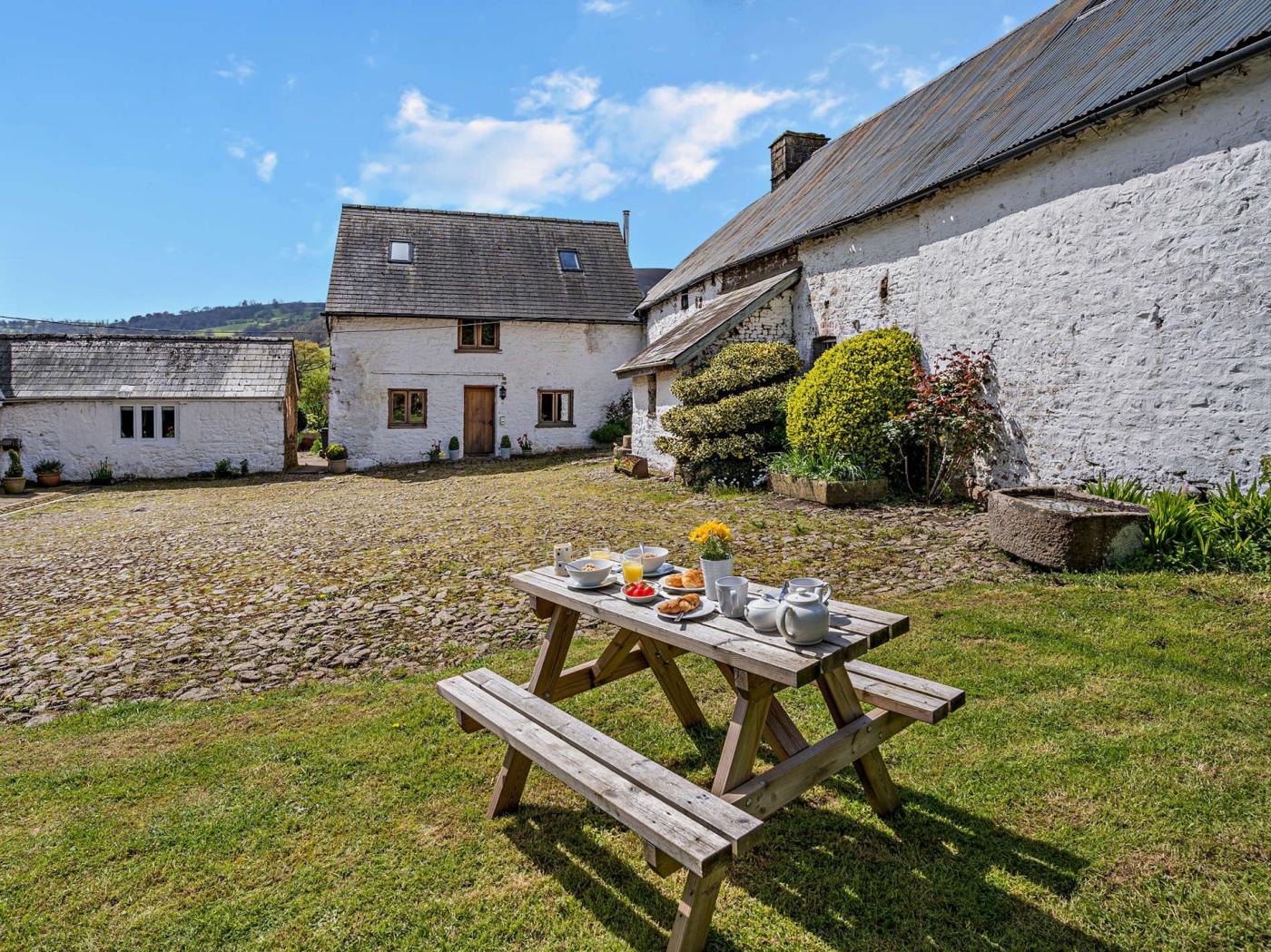Property image 1 for HC73156