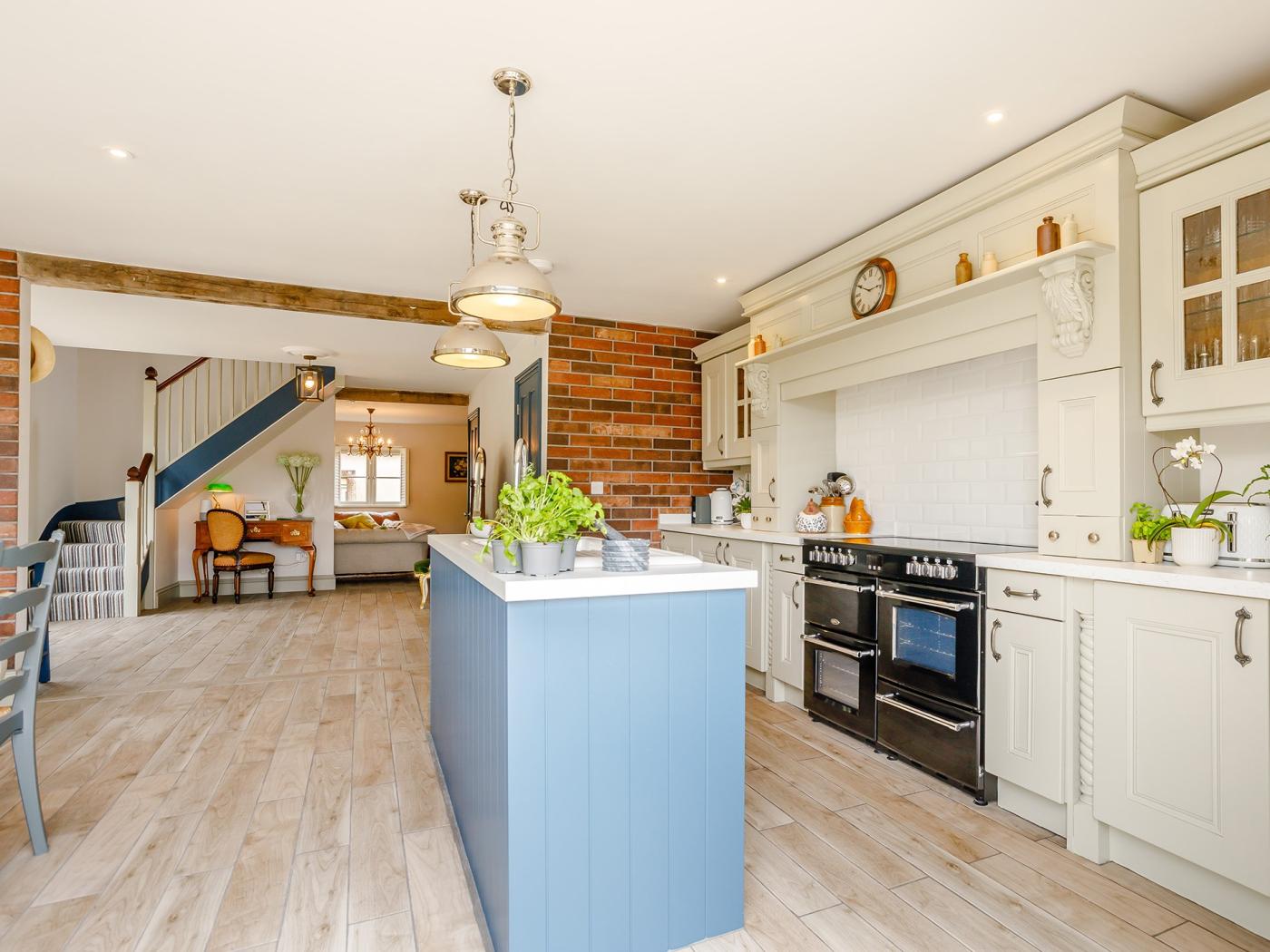 Property image 6 for HC77987