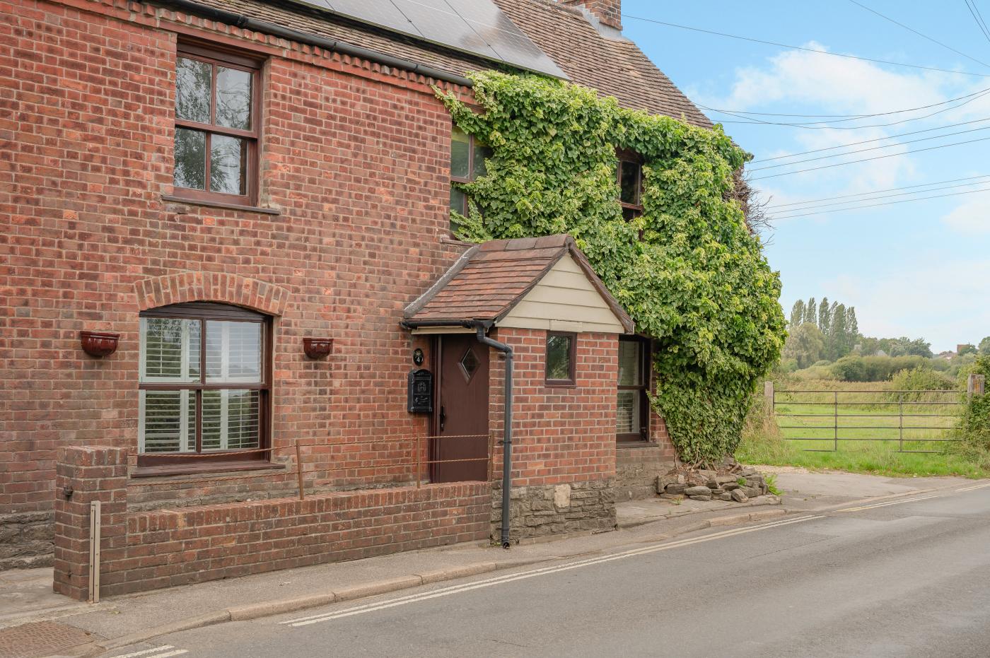 3 Bedroom Cottage in Stoborough