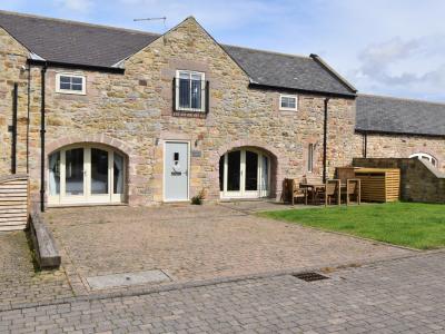 Ellingham (3.1 mls E), Northumberland holiday cottage