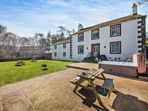 Holiday cottage, Penrith ()