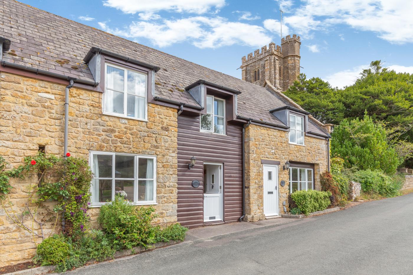 2 Bedroom Cottage in Bridport