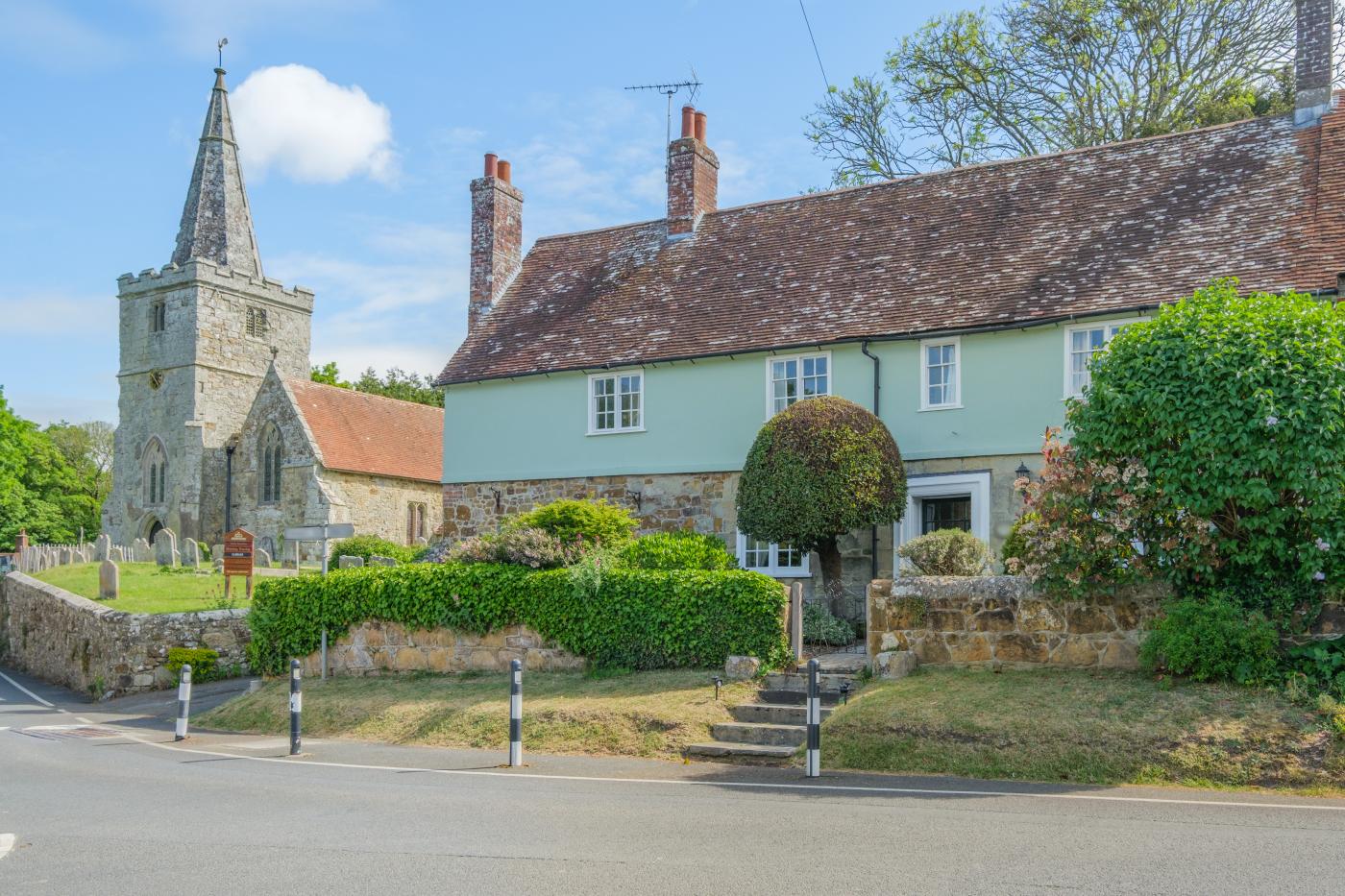 4 Bedroom Cottage in Shorwell