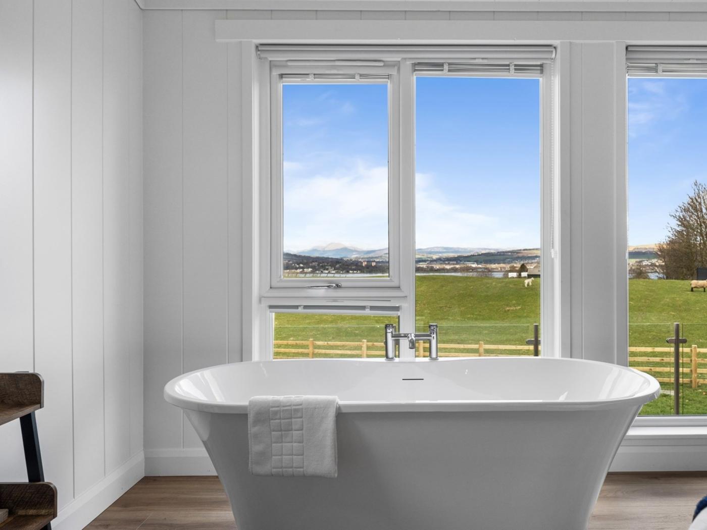 Property image 6 for HC95385