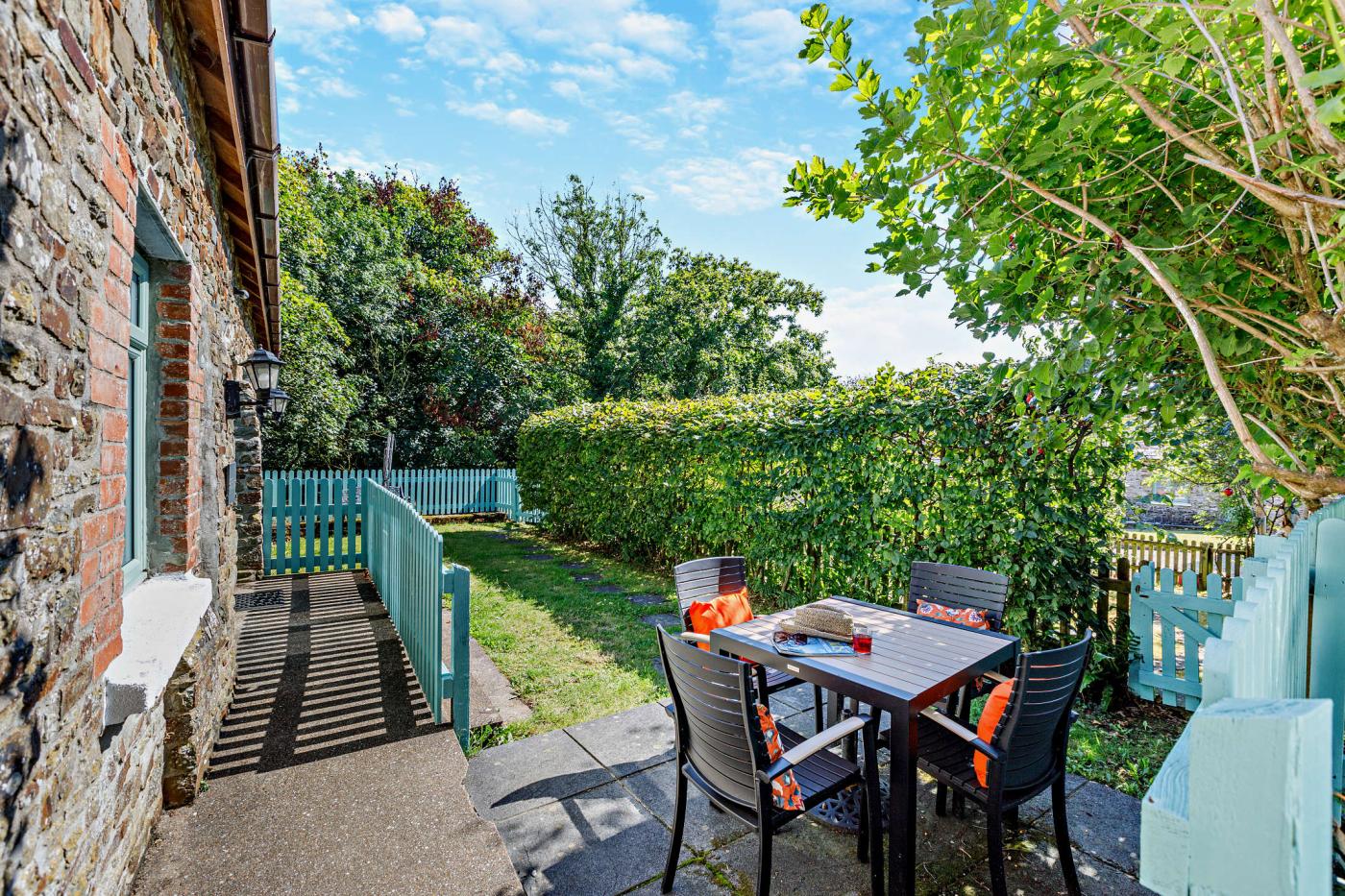 2 Bedroom Cottage in Langtree