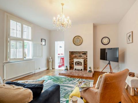 Holiday cottage, Morpeth ()
