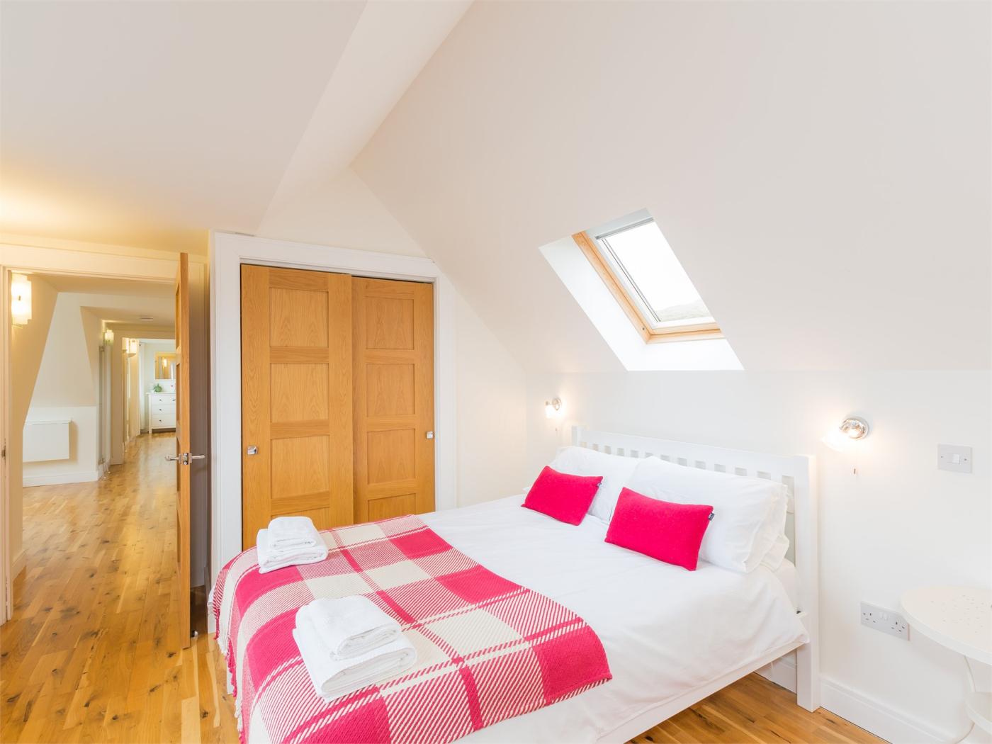 Property image 17 for HC76240