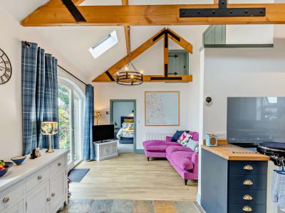 Craster 4.5mls N, Northumberland holiday cottage