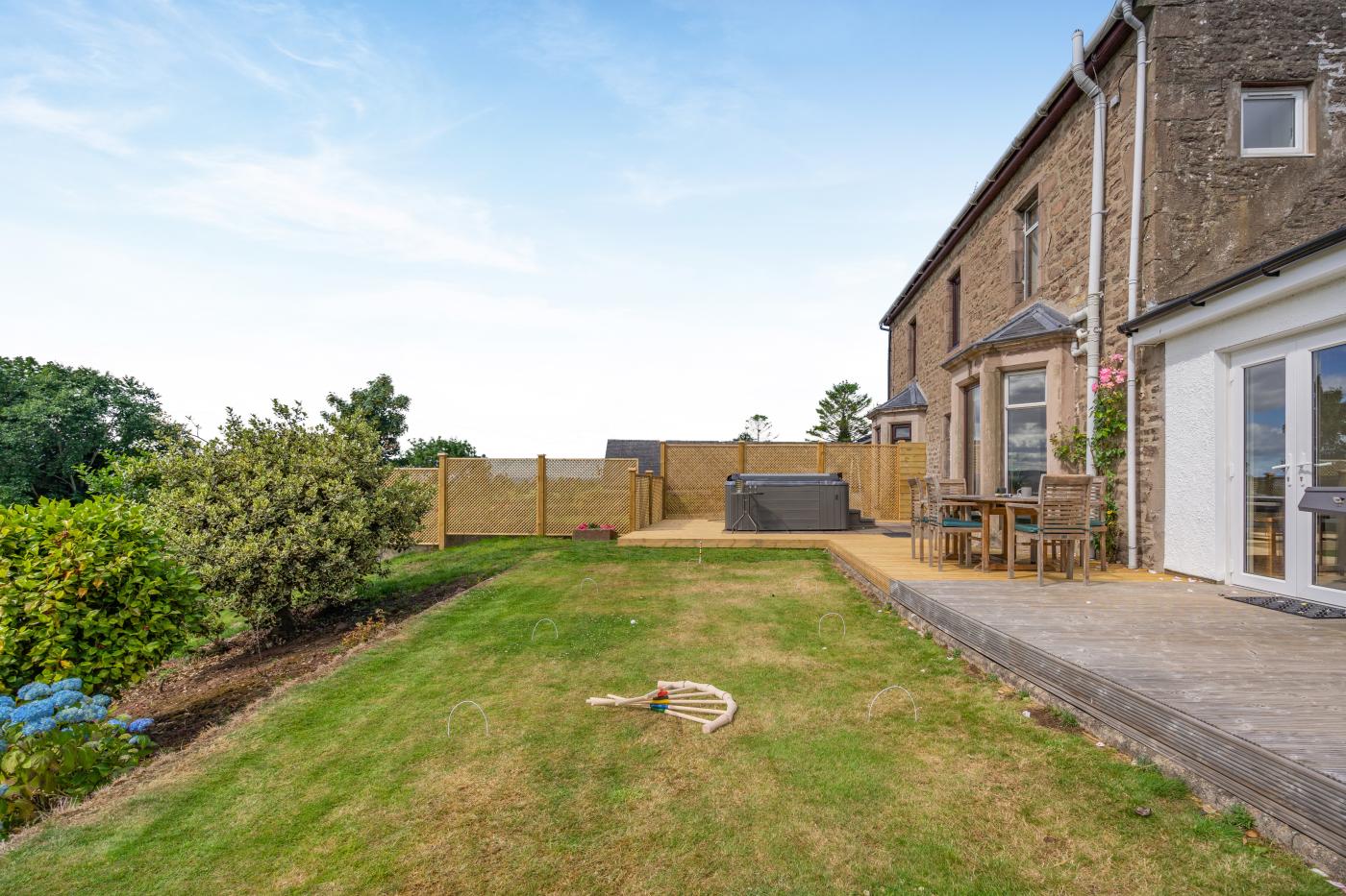 4 Bedroom Cottage in Longforgan