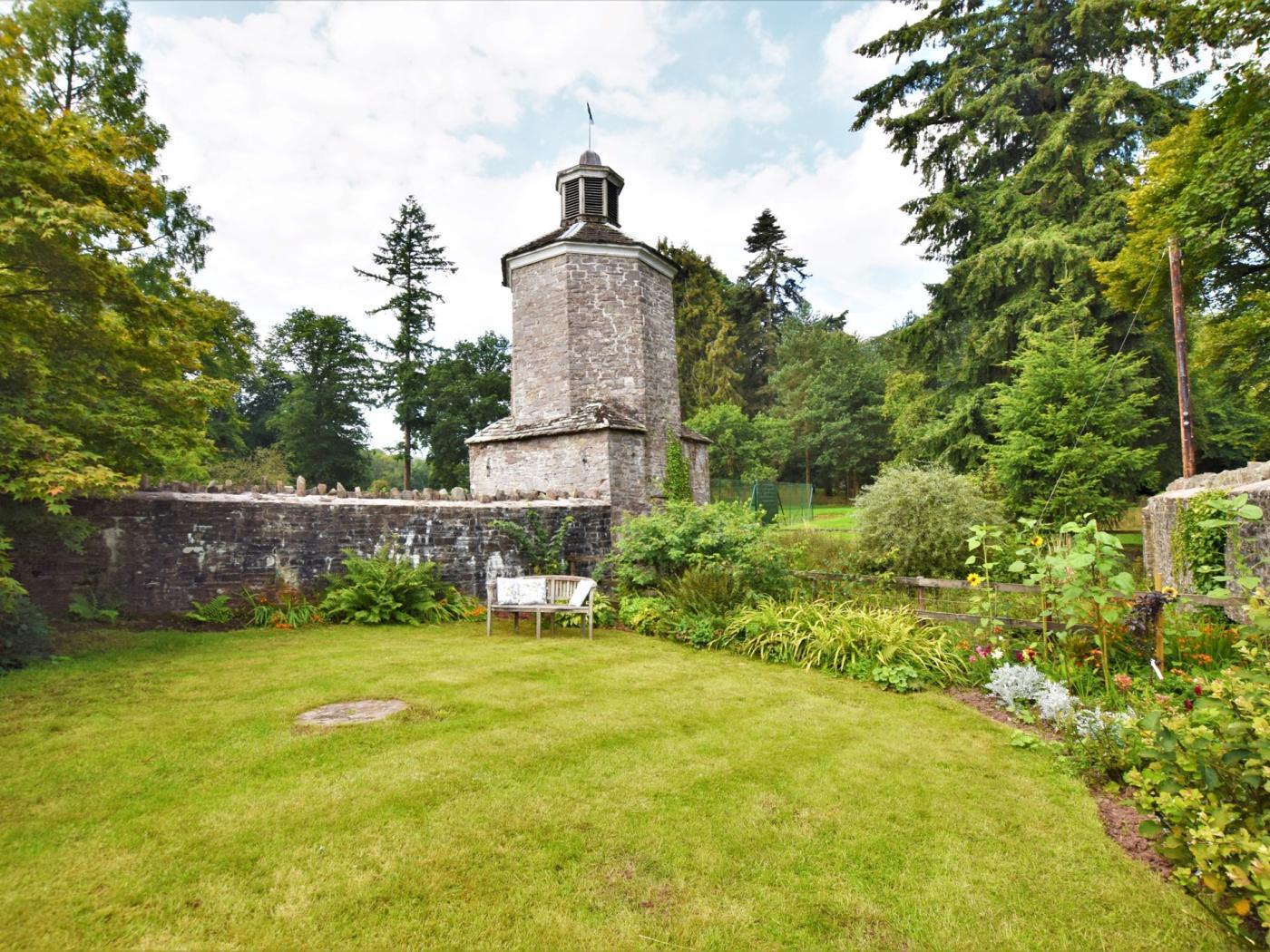 Property image 24 for HC91806