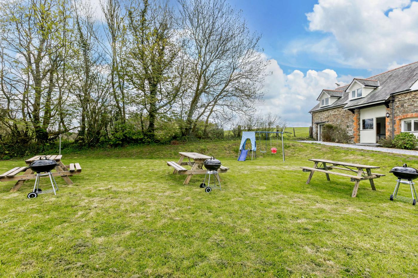 3 Bedroom Cottage in Thornbury