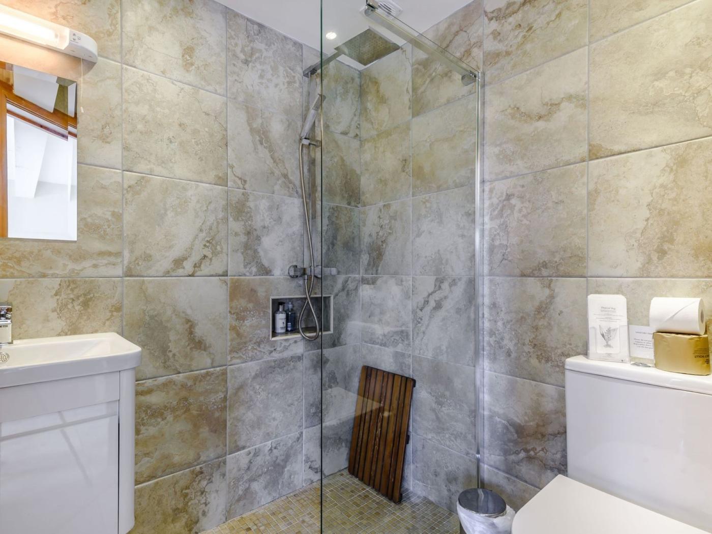 Property image 13 for HC96212