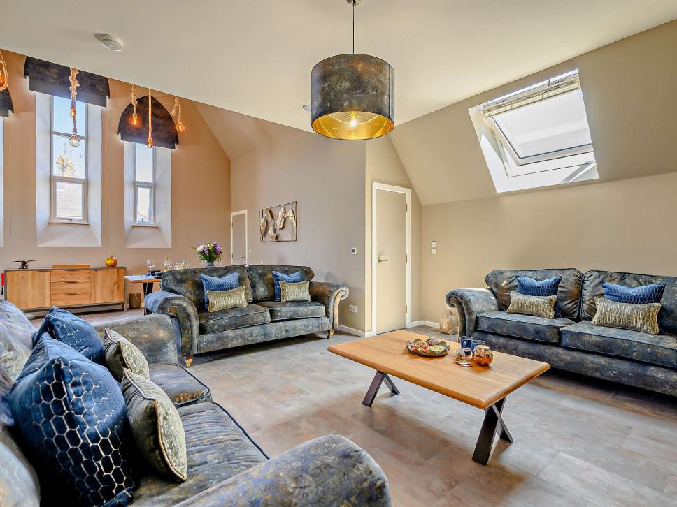 Holiday cottage, Cornwall - sleeps 6