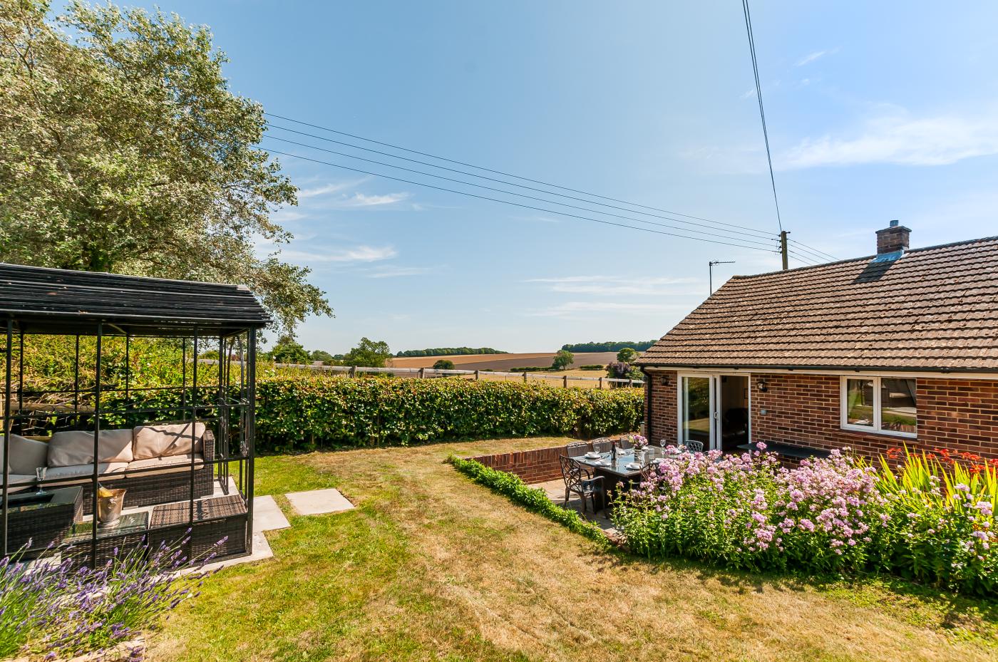 4 Bedroom House in Woolage Green