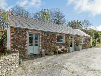 Padstow (4ml SW), Cornwall holiday cottage