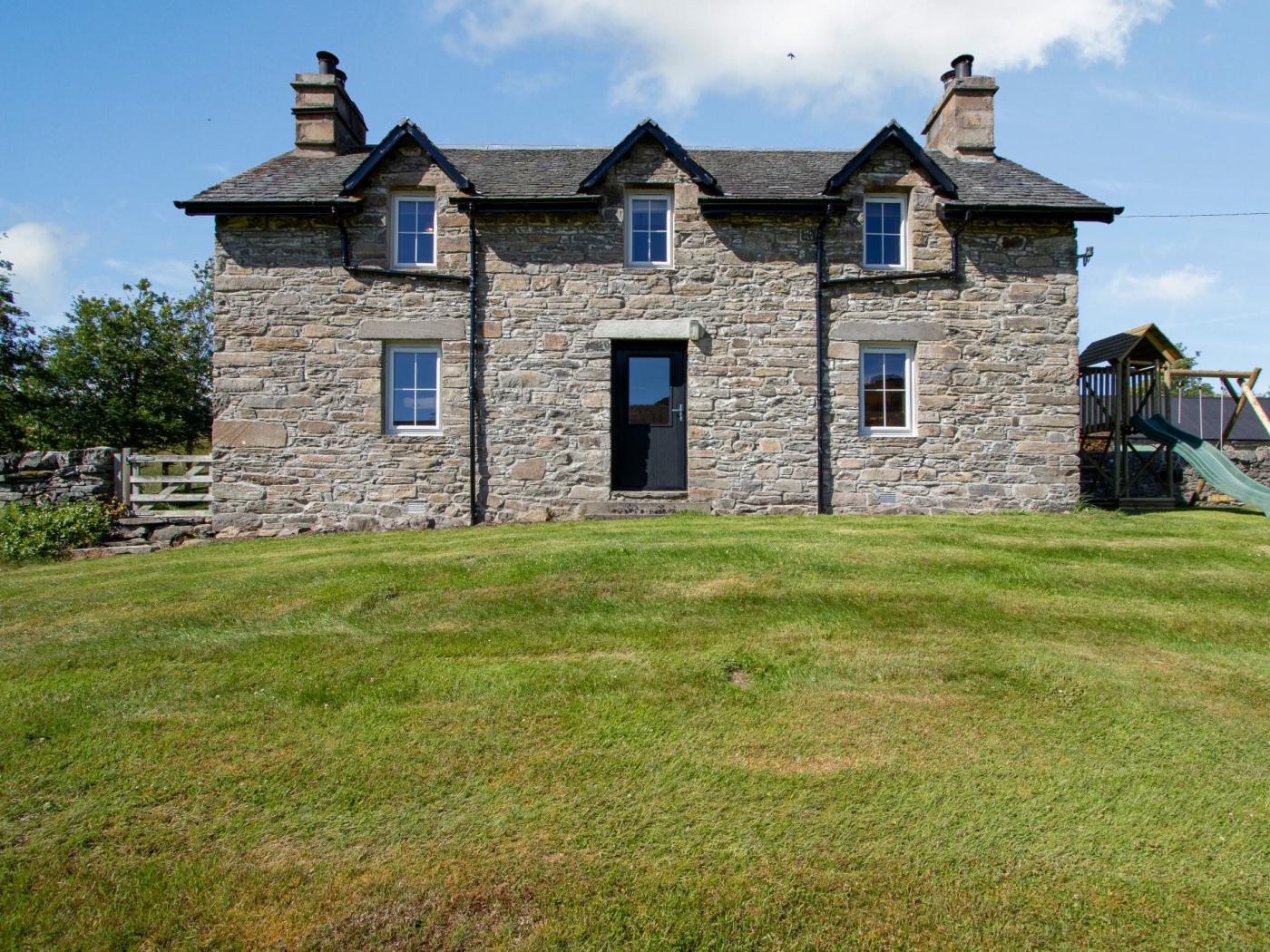 3 Bedroom Cottage in Pitlochry