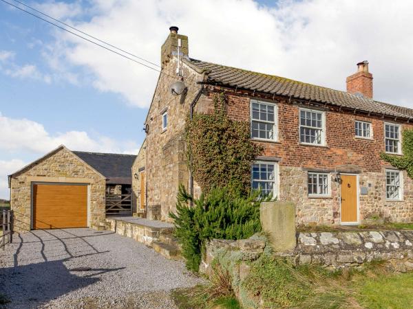 Holiday cottage, Hackforth (FCH81375)