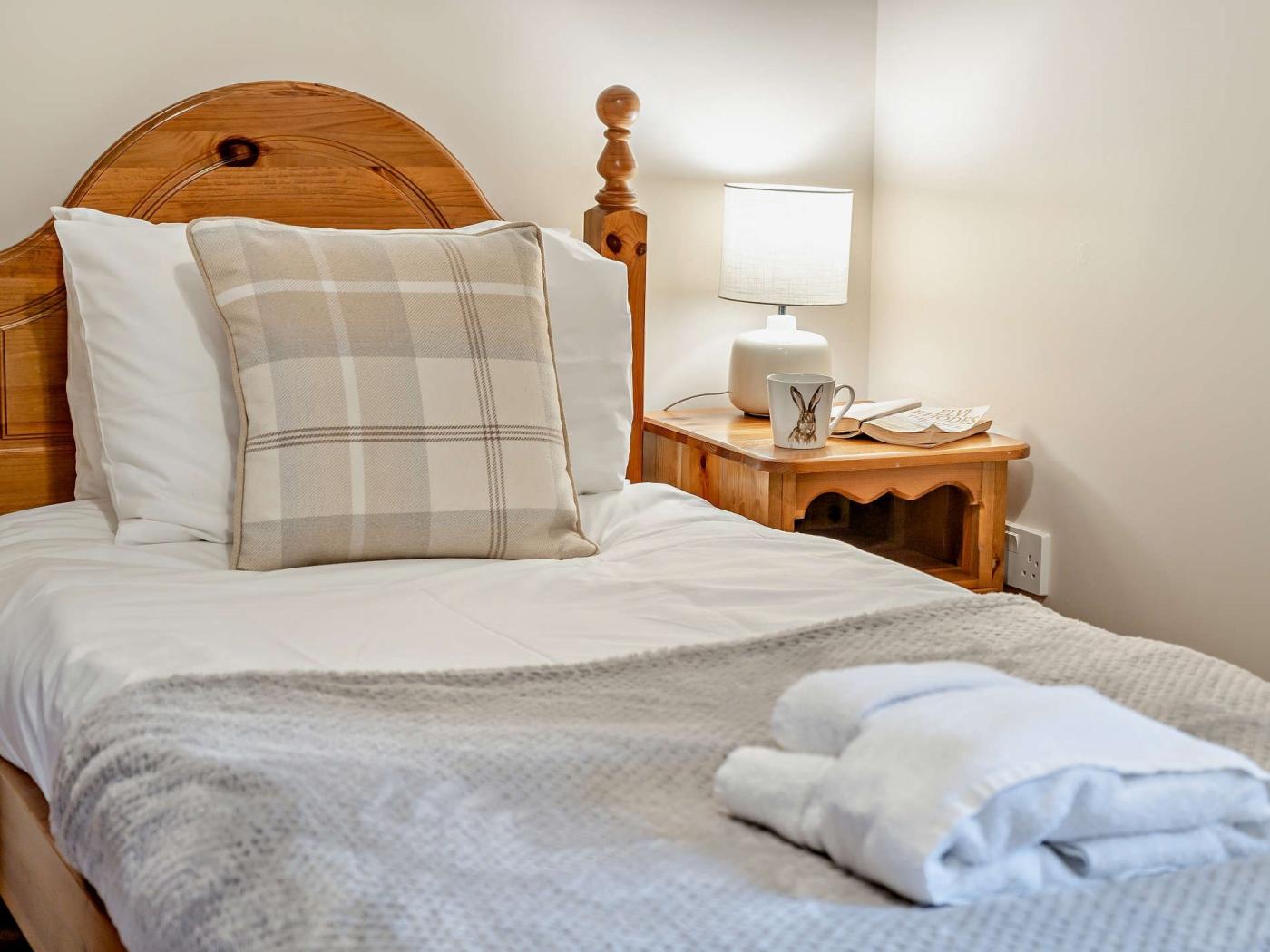 Property image 18 for HC7555