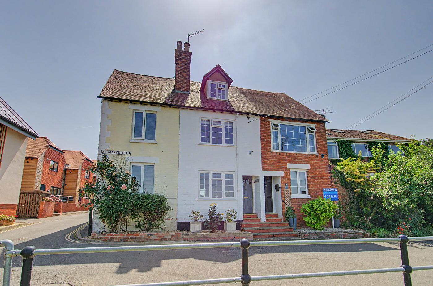 3 Bedroom Cottage in Tewkesbury
