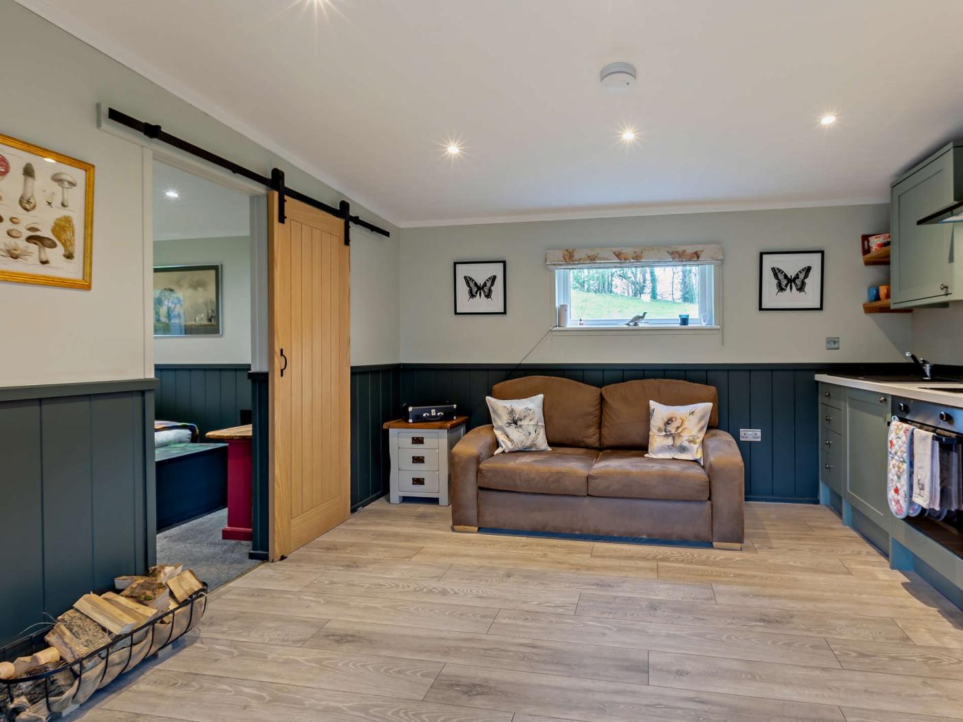 Property image 2 for HC95798