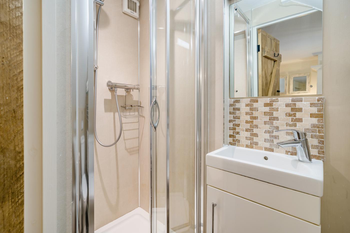 Property image 20 for HC258326