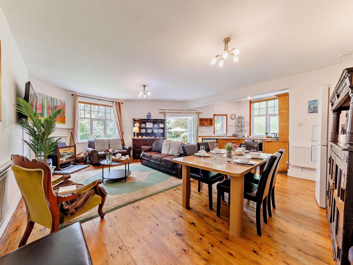 Property image 3 for HC93080