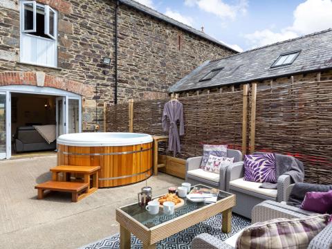 Holiday cottage, Launceston (3mls NE) ()