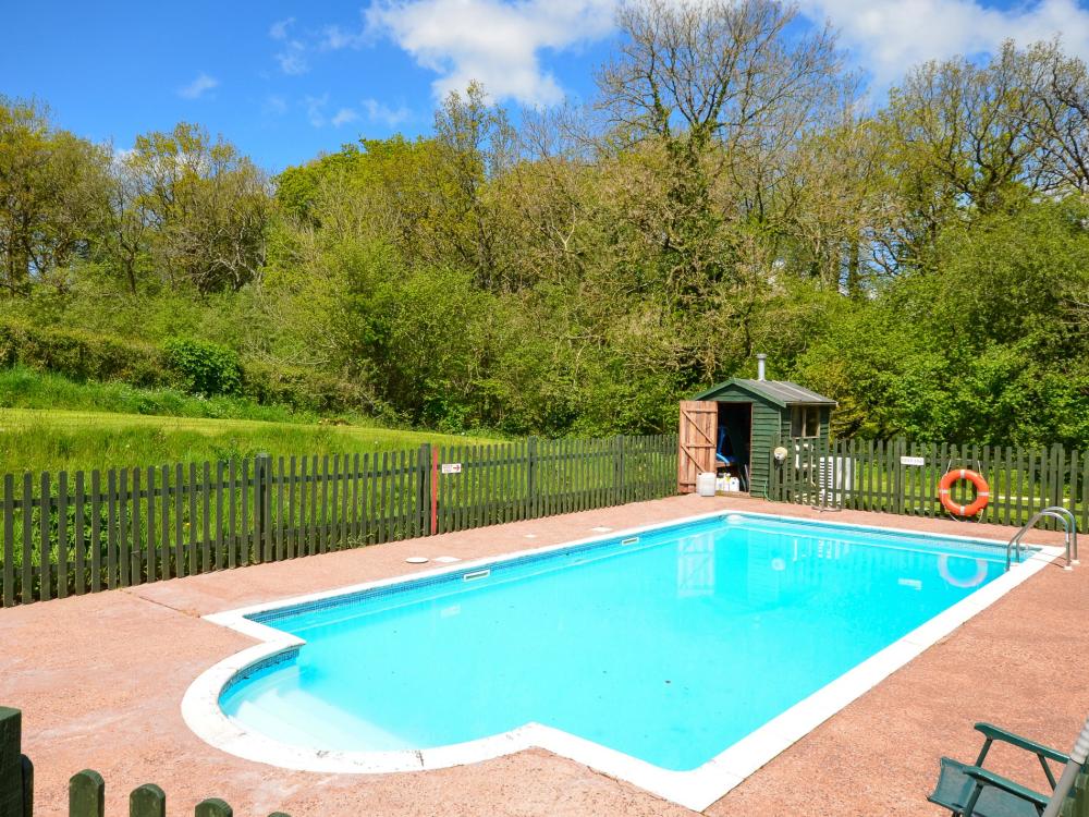 Holiday cottage in Chulmleigh (1ml S), Devon