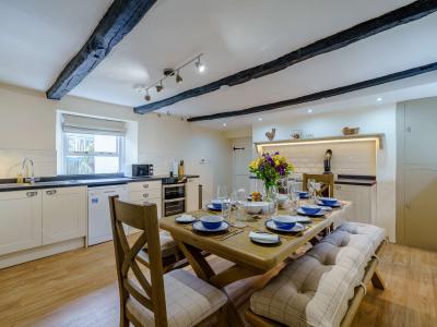 Holiday cottage, Buttermere (FCH82775)