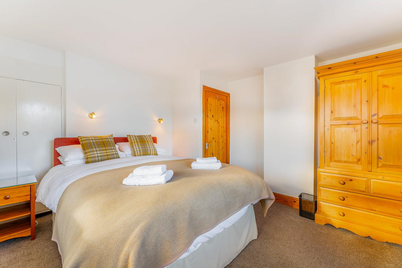 Property image 17 for HC285530