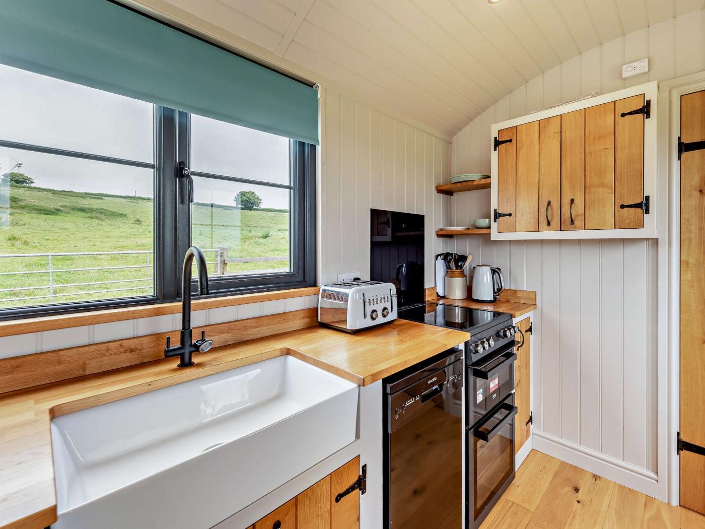 Property image 3 for HC96190