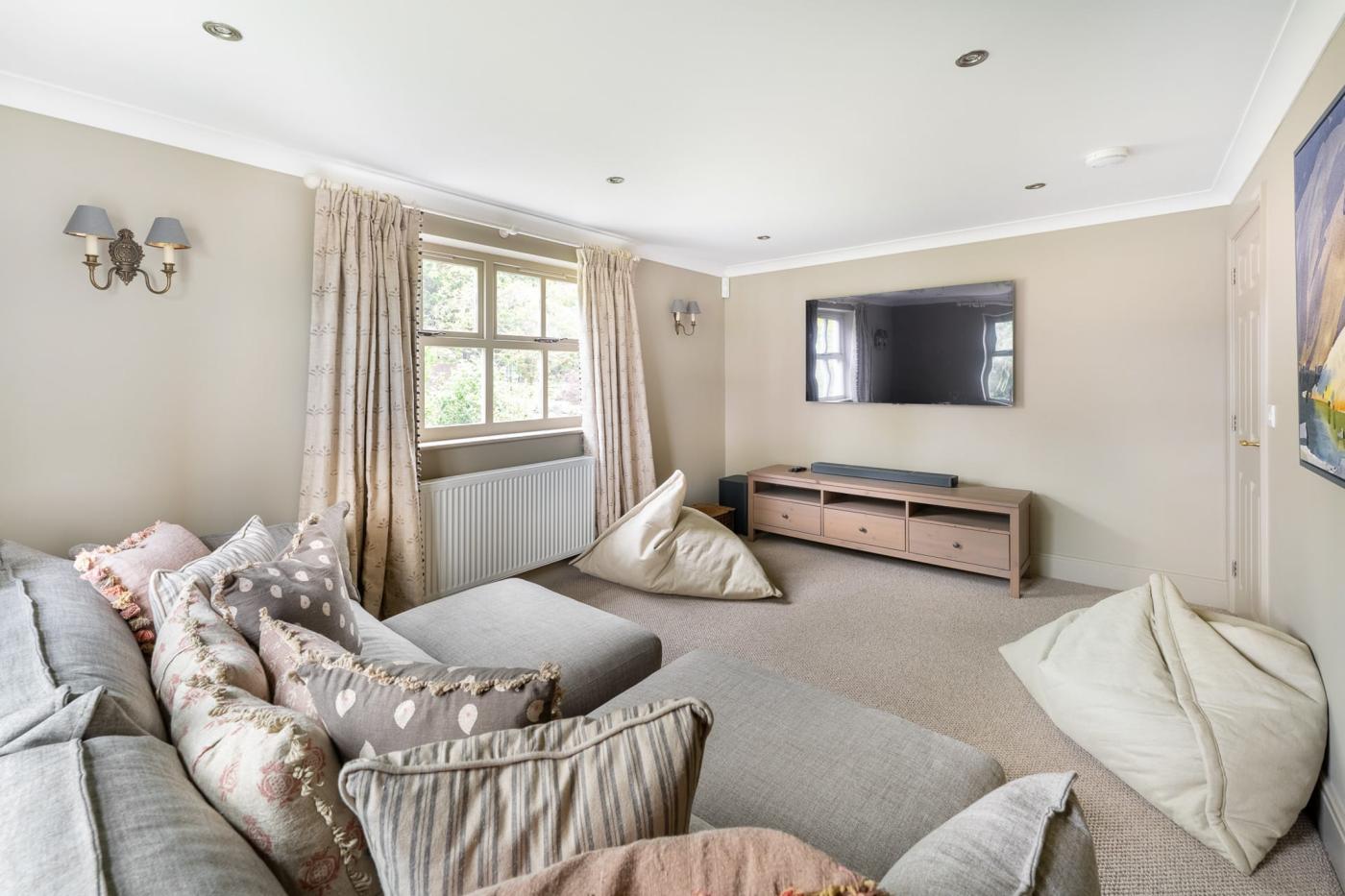 Property image 16 for HC285480