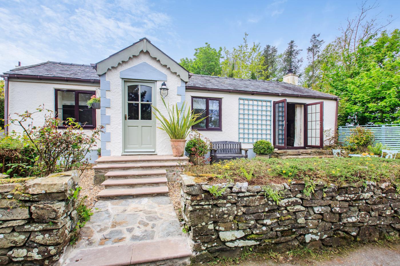 2 Bedroom Cottage in Carmel