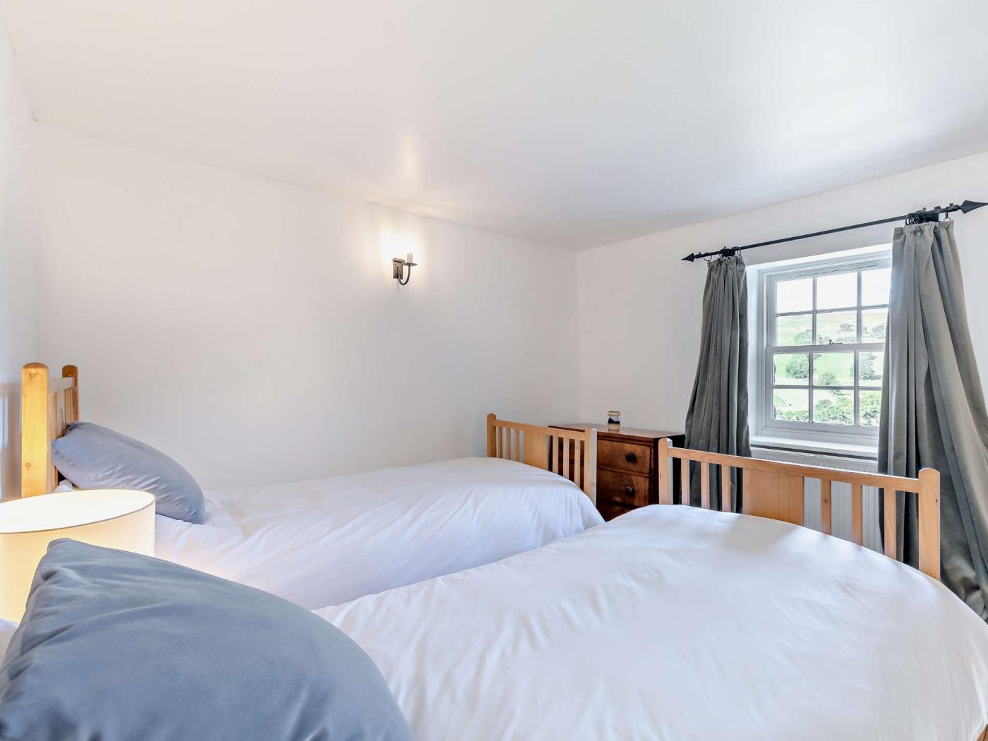 Property image 16 for HC73656