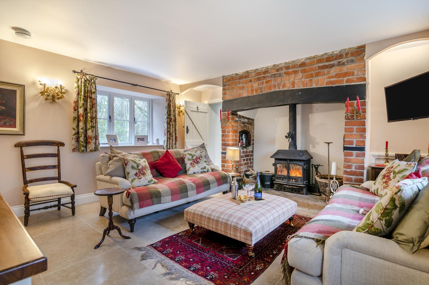 Property image 2 for HC280276