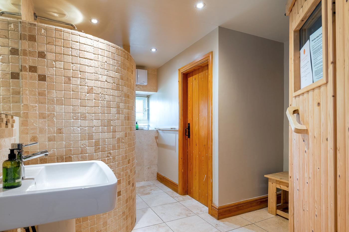Property image 25 for HC285984