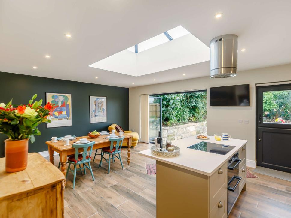 Beautifully modernised old grain store with lots of charm throughout