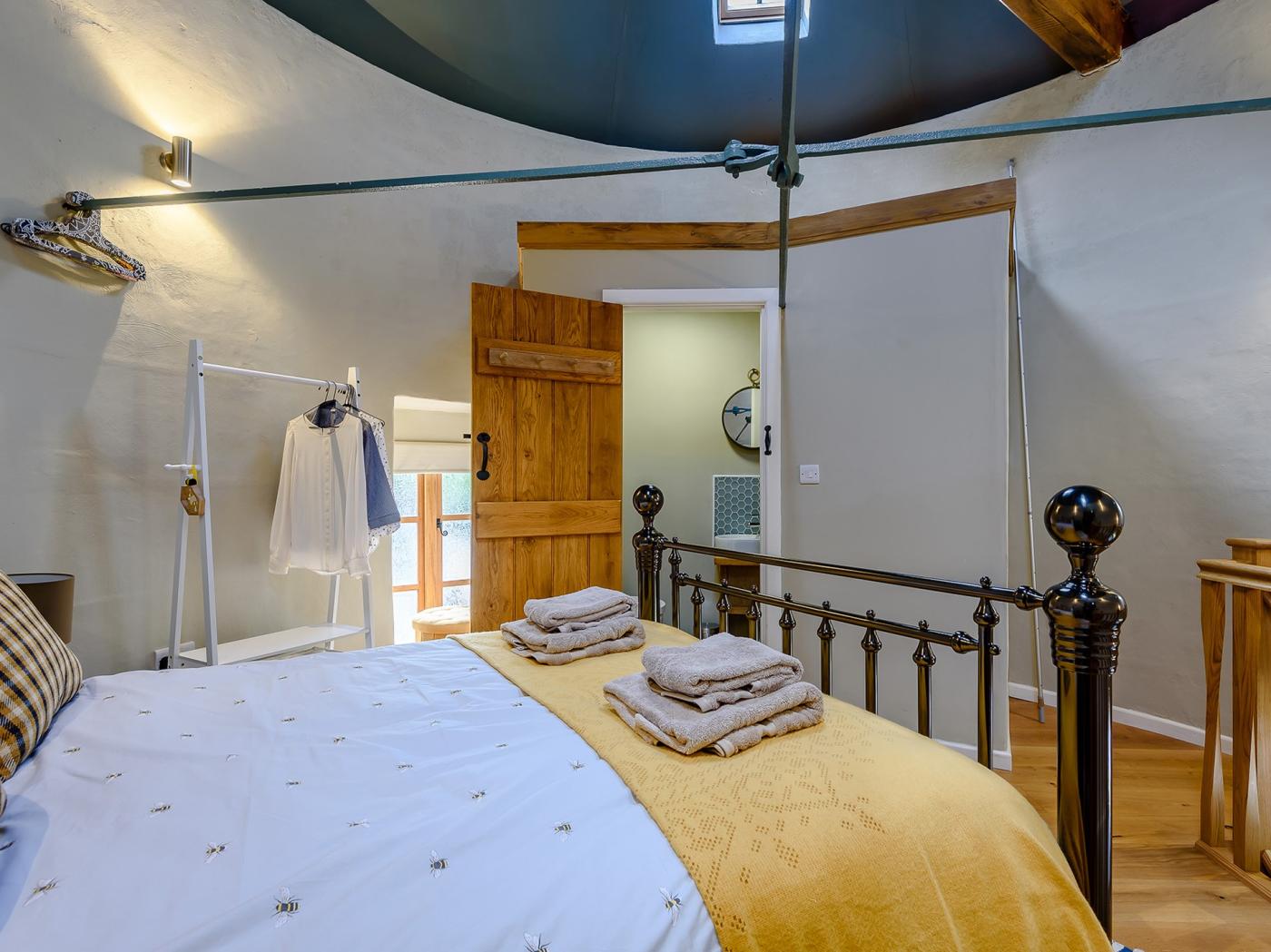 Property image 11 for HC78375