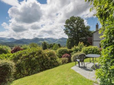 Holiday cottage, Applethwaite (FCH84279)