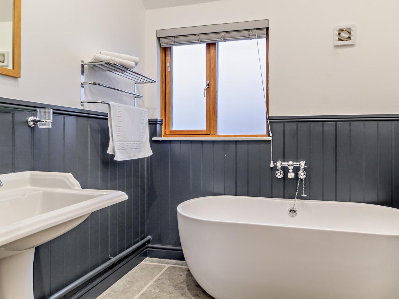 Property image 16 for HC91285