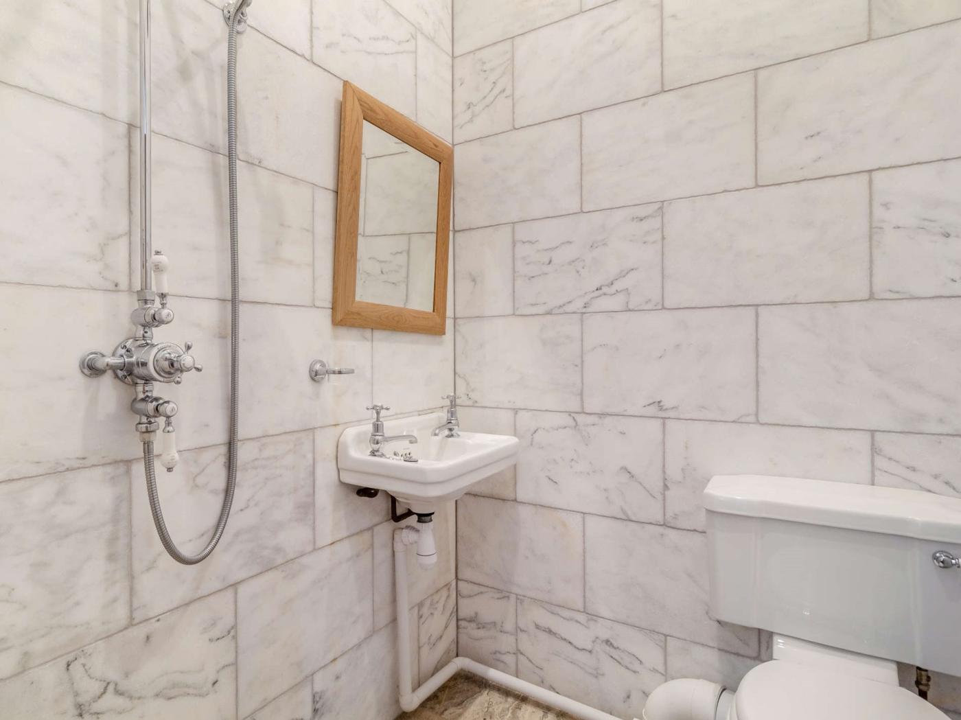 Property image 16 for HC91283