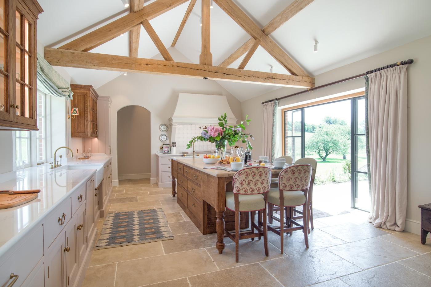6 Bedroom Cottage in Chebbard