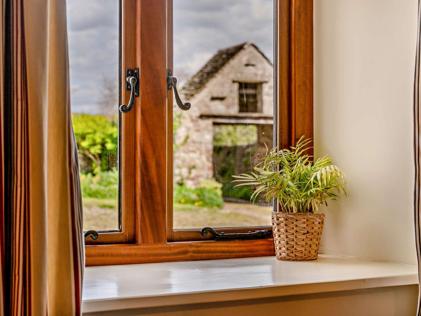 Property image 10 for HC73156