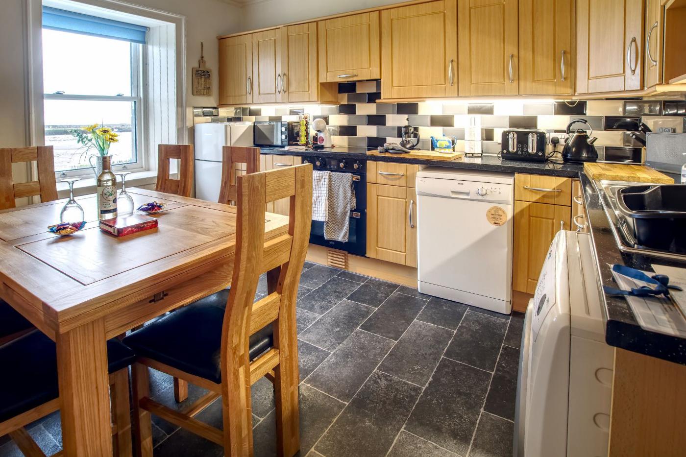 Property image 2 for HC296180