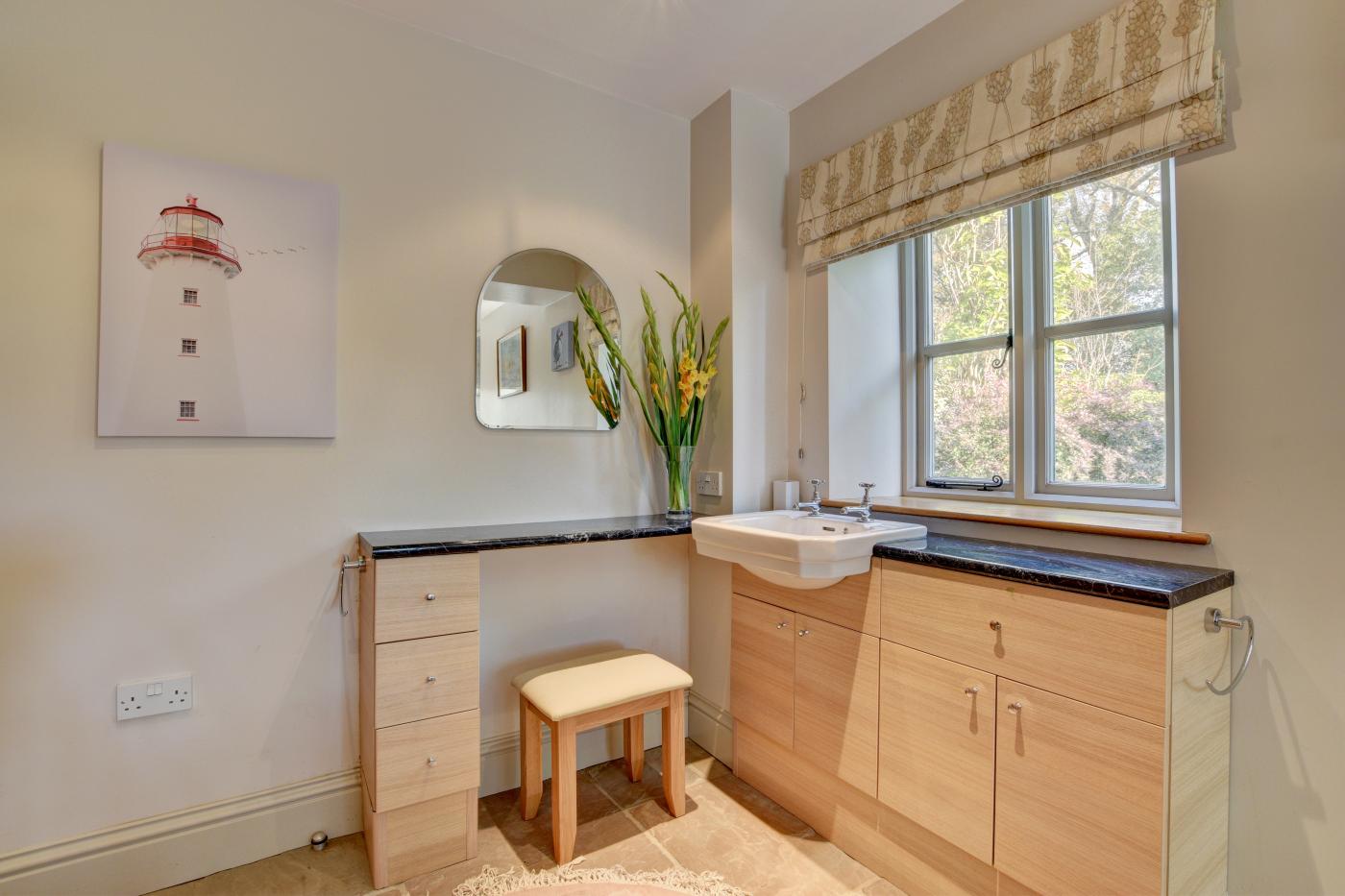 Property image 12 for HC269675