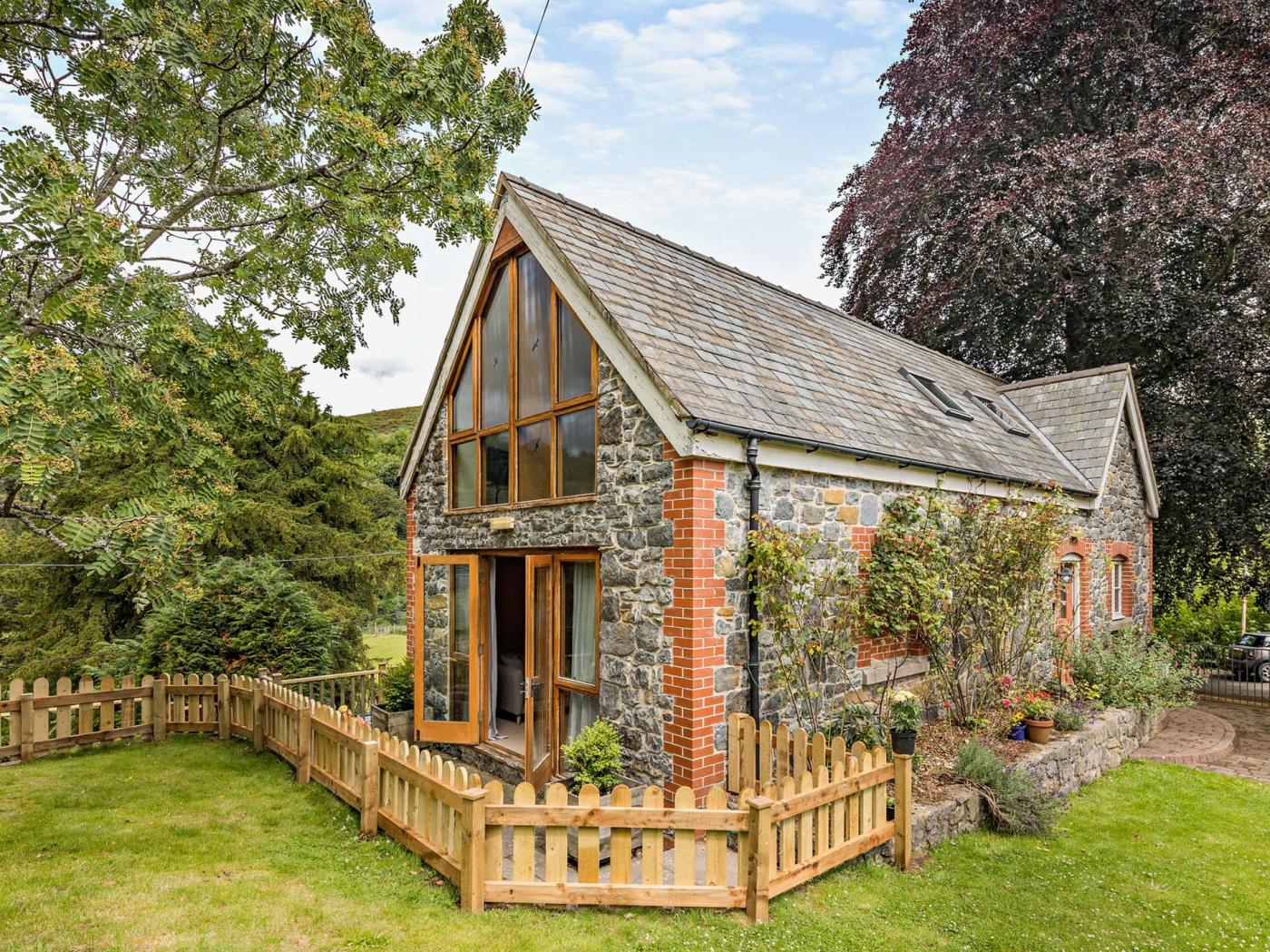 2 Bedroom Cottage in Ruthin